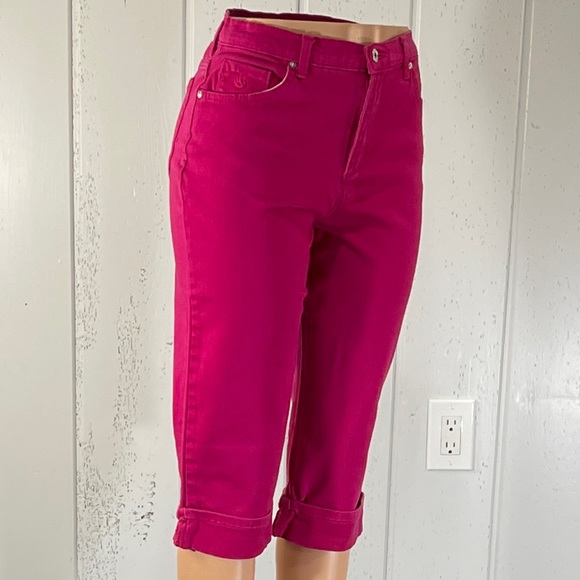 *Gloria Vanderbilt  Women's  Pink Cuffed Jean Capri Sz 8 - Picture 6 of 16